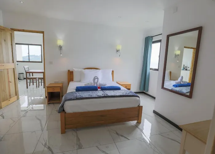 Apartment Jolie View Self Catering