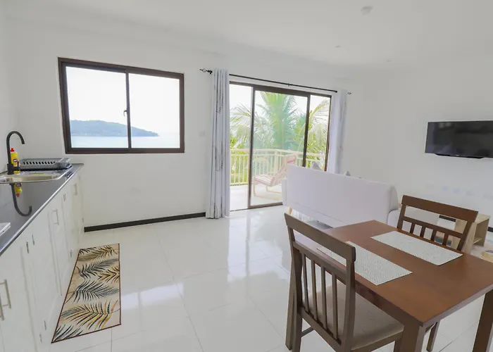 Apartment Jolie View Self Catering *