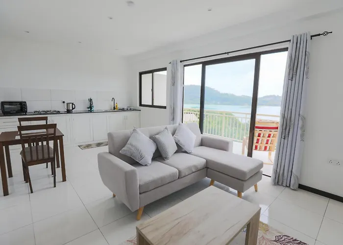 Jolie View Self Catering Apartment
