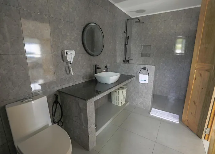 Jolie View Self Catering *
