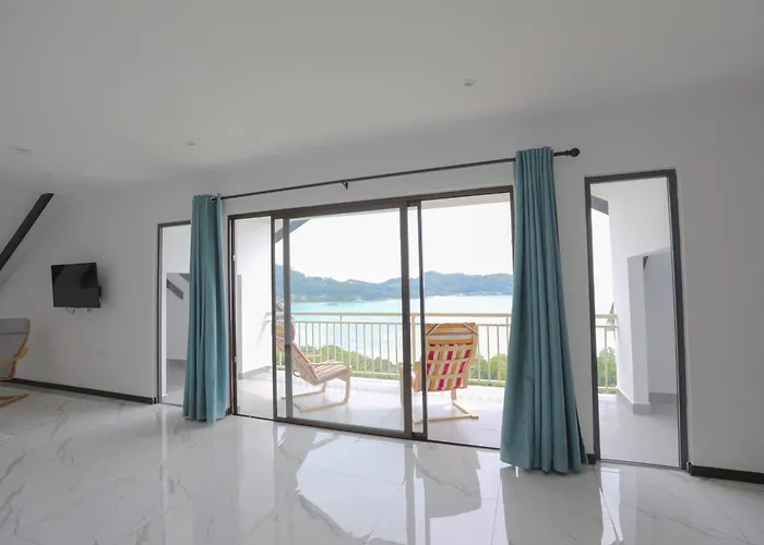 Jolie View Self Catering Apartment